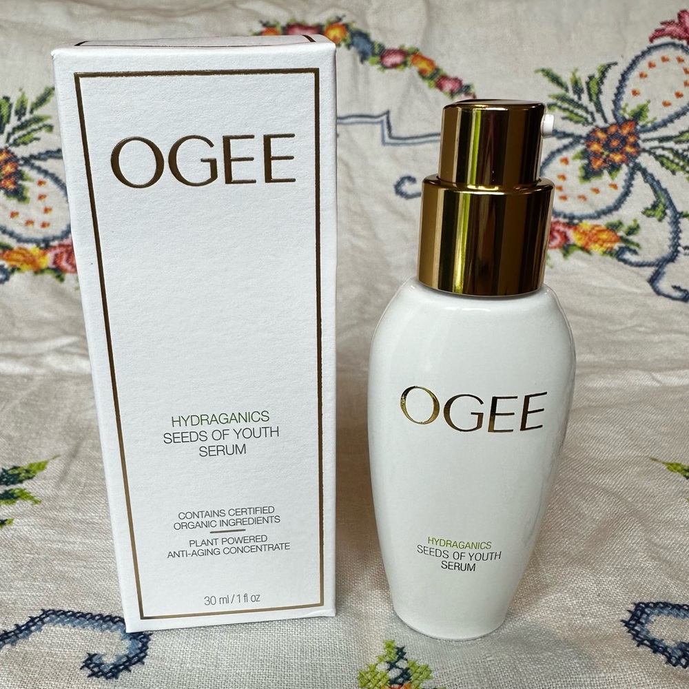 NIB OGEE Seeds of Youth Serum
ANTI-AGING STEM CELL SERUM